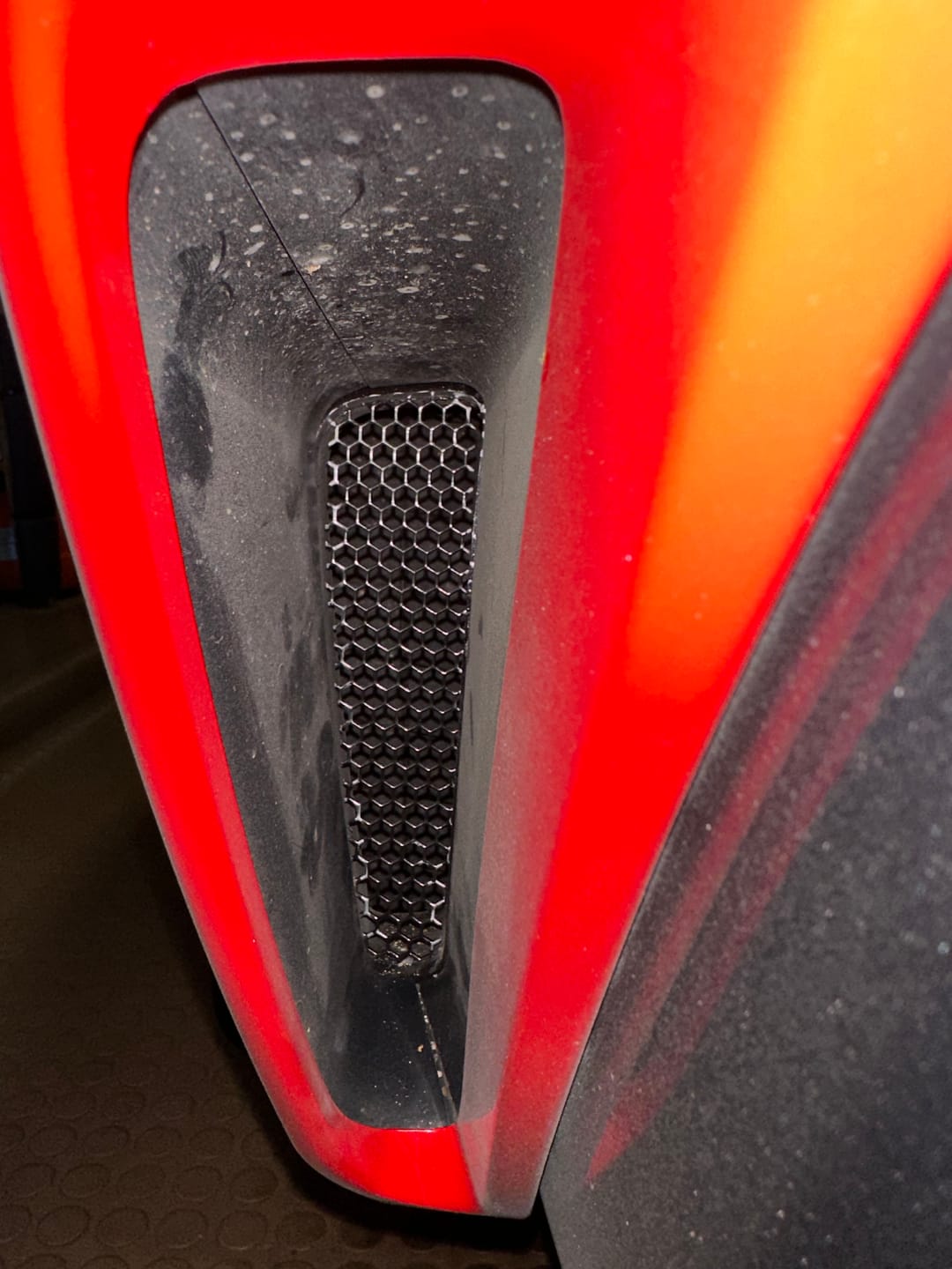 Customer photo review of Chevrolet Corvette C8 Z06 XL Extended Rear Splash Guard