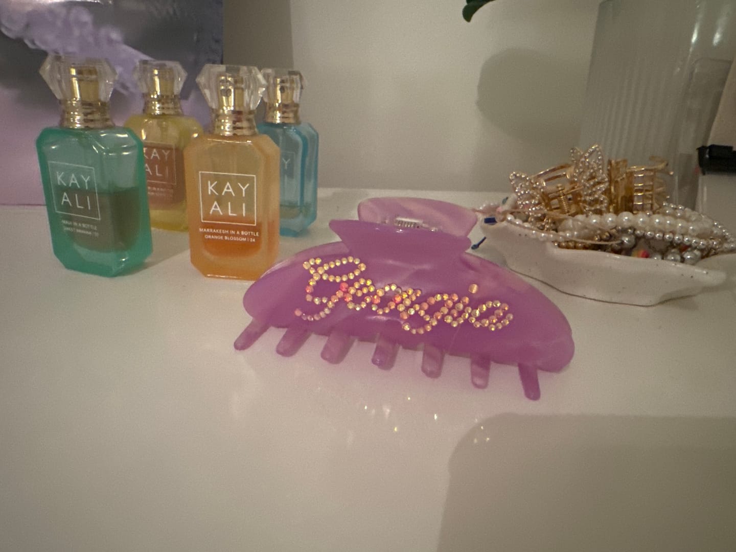 Customer photo review of custom hair claw clip