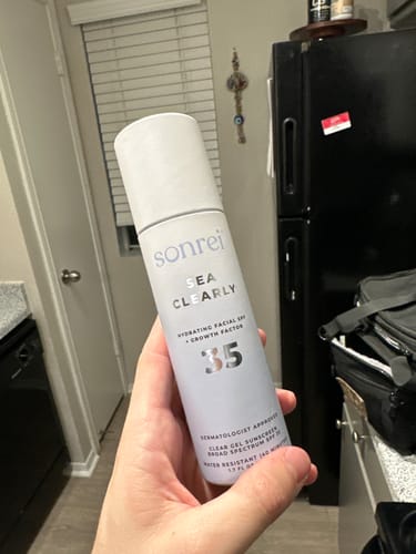 Customer photo review of Sea Clearly® Hydrating Facial SPF 35 + Growth Factor Sunscreen Clear Gel/Primer