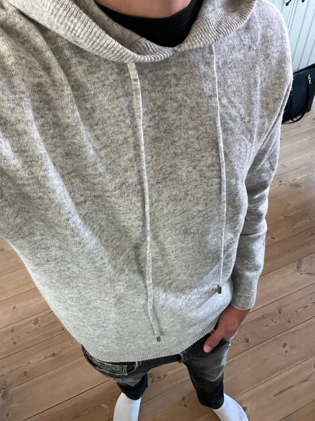 Customer photo review of 100% CASHMERE HOODED SWEATER