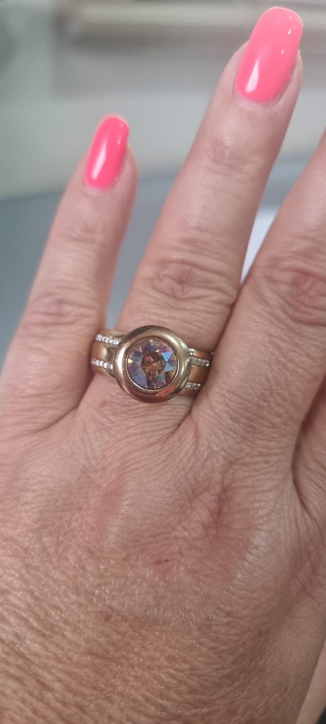 Customer photo review of Lecce Ring in Gold