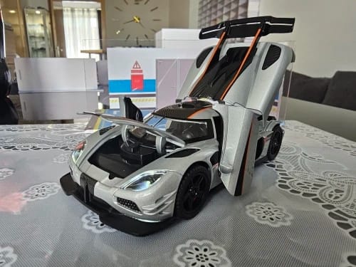 Customer photo review of Koenigsegg CC850