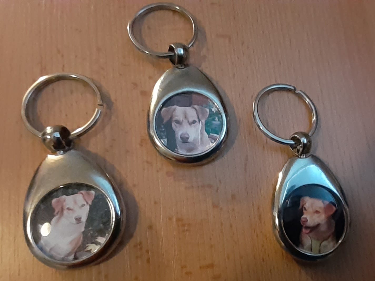 Customer photo review of Schlüsselanhänger-Bundle Tropfen 3x dein Foto für nur 19,90 €