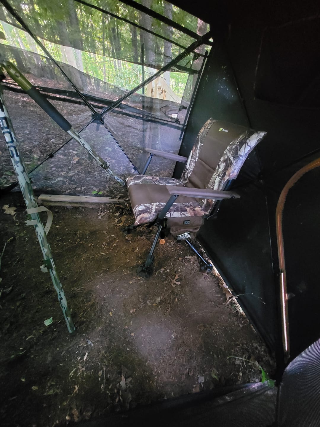 Customer photo review of TideWe Heated Hunting Chair Adjustable Height 360°  Swivel Blind Chair With Armrests