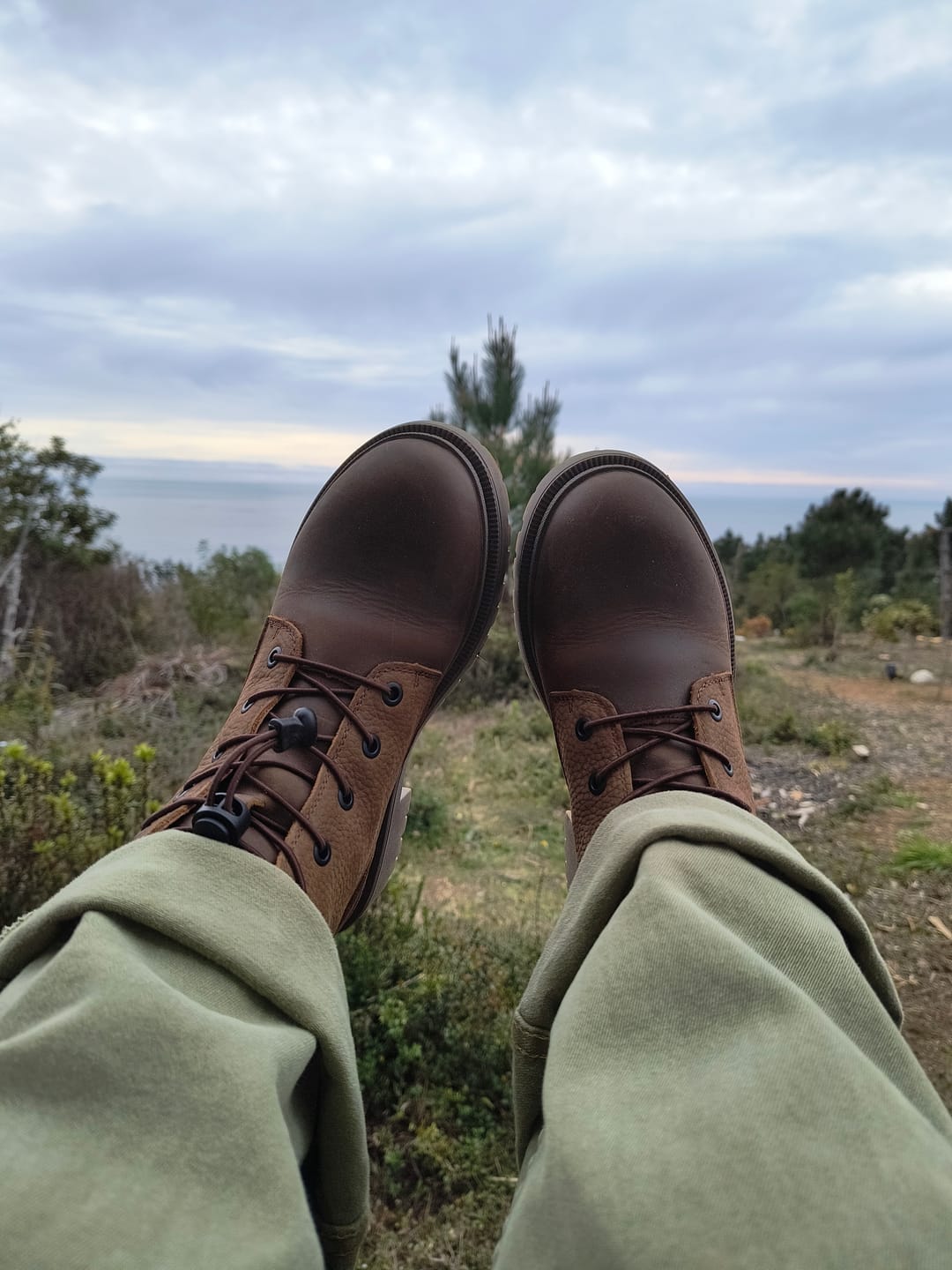 Customer photo review of Botín Explorer 2 Café Rústico Mujer