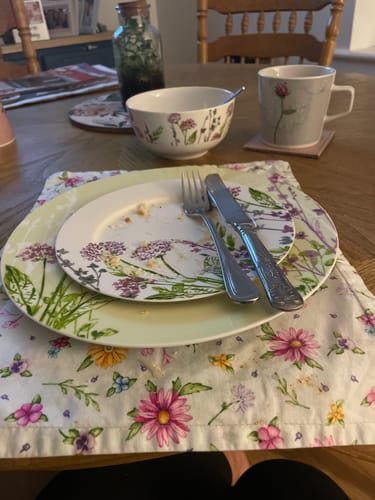 Customer photo review of Aynsley Floral Spree 12 Piece Set