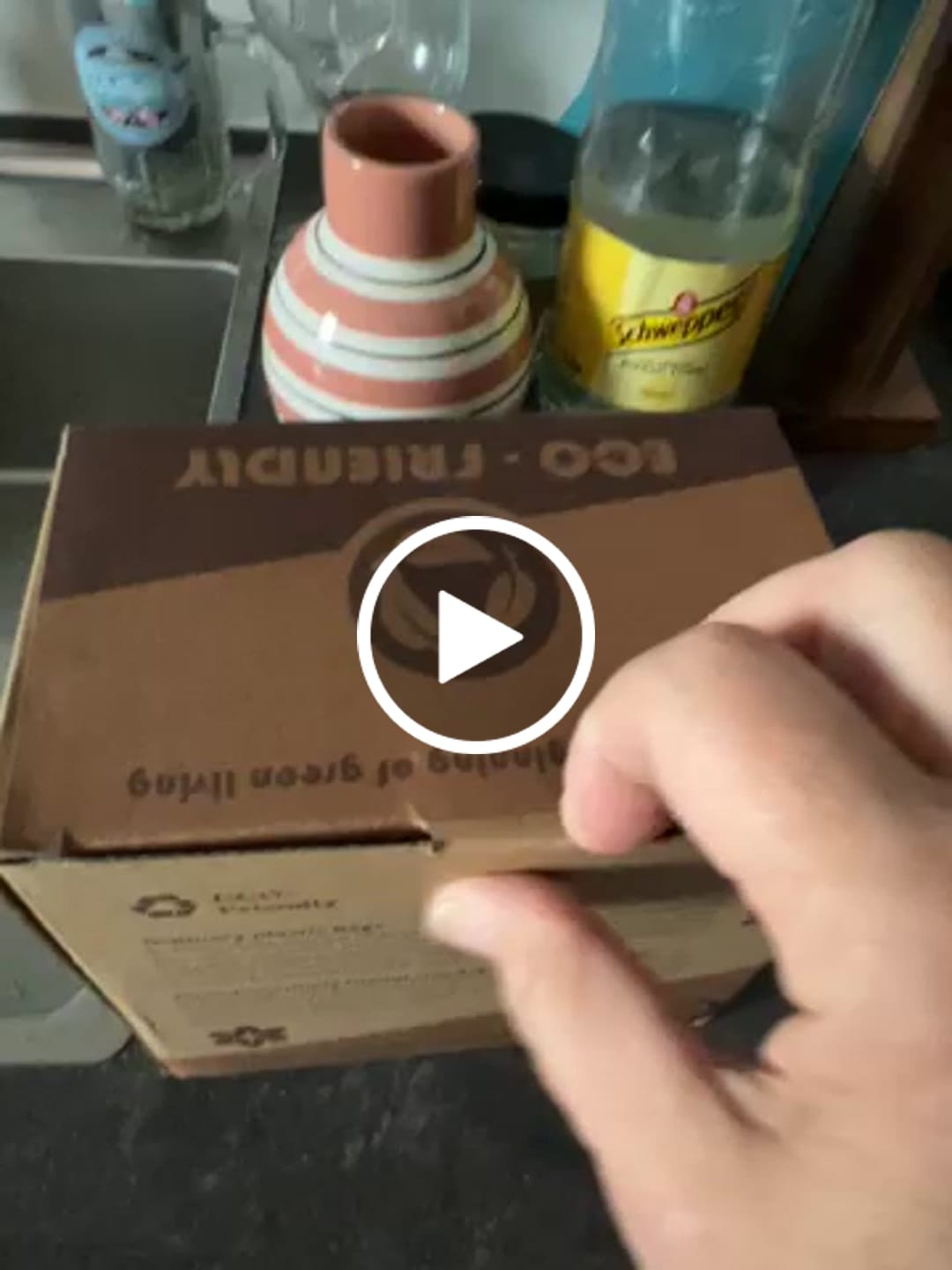 Customer video review of Bionedbrydelige Hundeposer Lavendelduft (36 ruller/540 stk.)