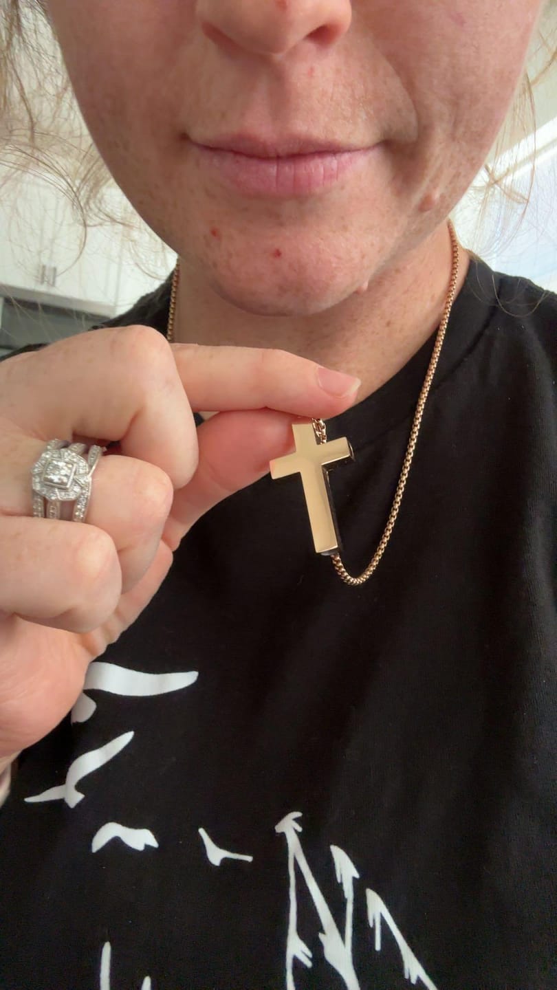 Customer photo review of The Cross ²