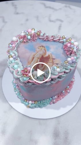 Customer video review of Wafer Paper (0.3mm thin) - A4 Rectangle Custom Edible Image