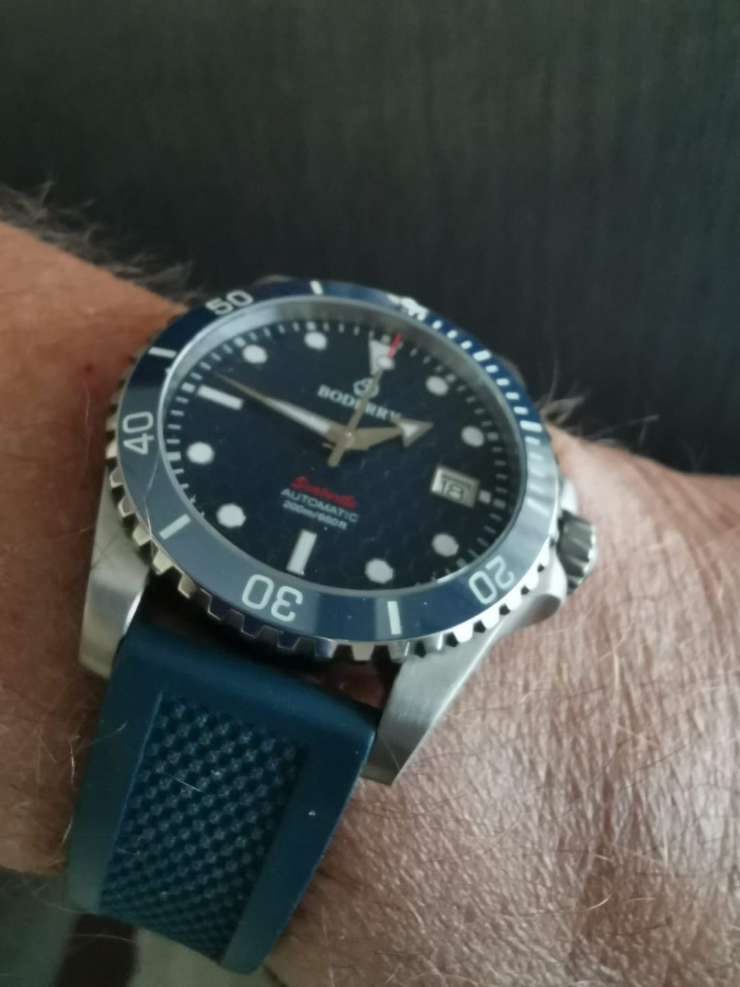 Customer photo review of SEATURTLE.OCEAN(TITANIUM) - Automatic Titanium Diver Watch | Sea Blue