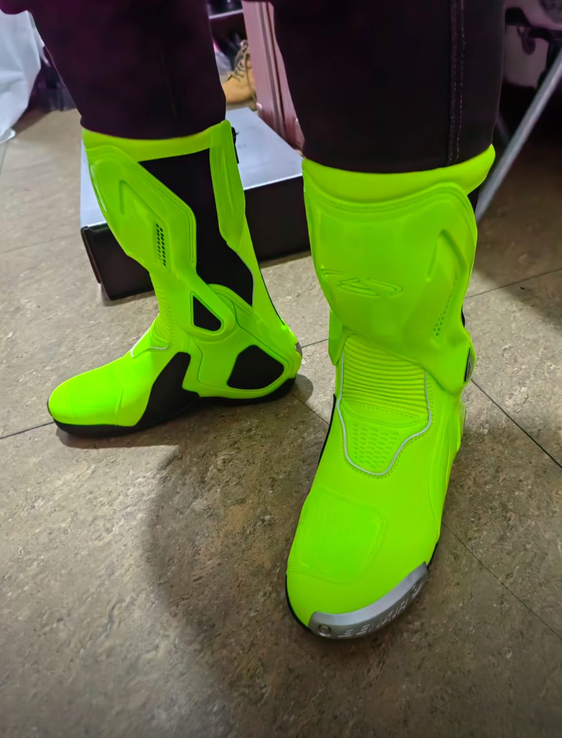 Customer photo review of Allgoal Motorcycle Riding Boots Green