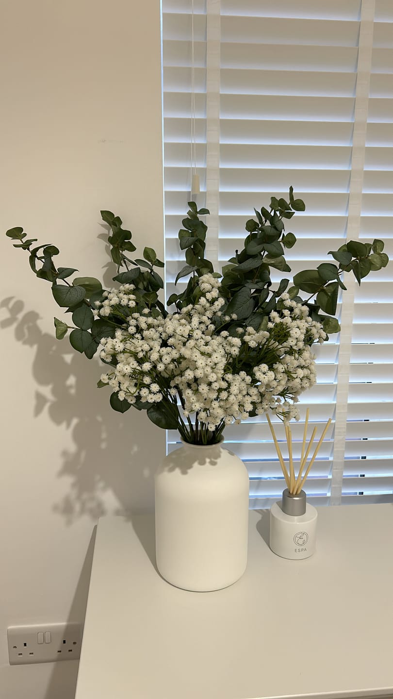 Kundenbewertung mit Foto zur Vase „Ella“ – Mattweiß