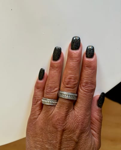 Customer photo review of Black Out Dipping Powder