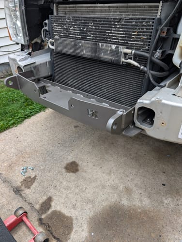 Customer photo review of WK / XK Hidden Winch Mount 2005 - 2010