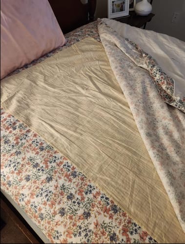 Customer photo review of PureGrounding® Organic Grounding Sheet