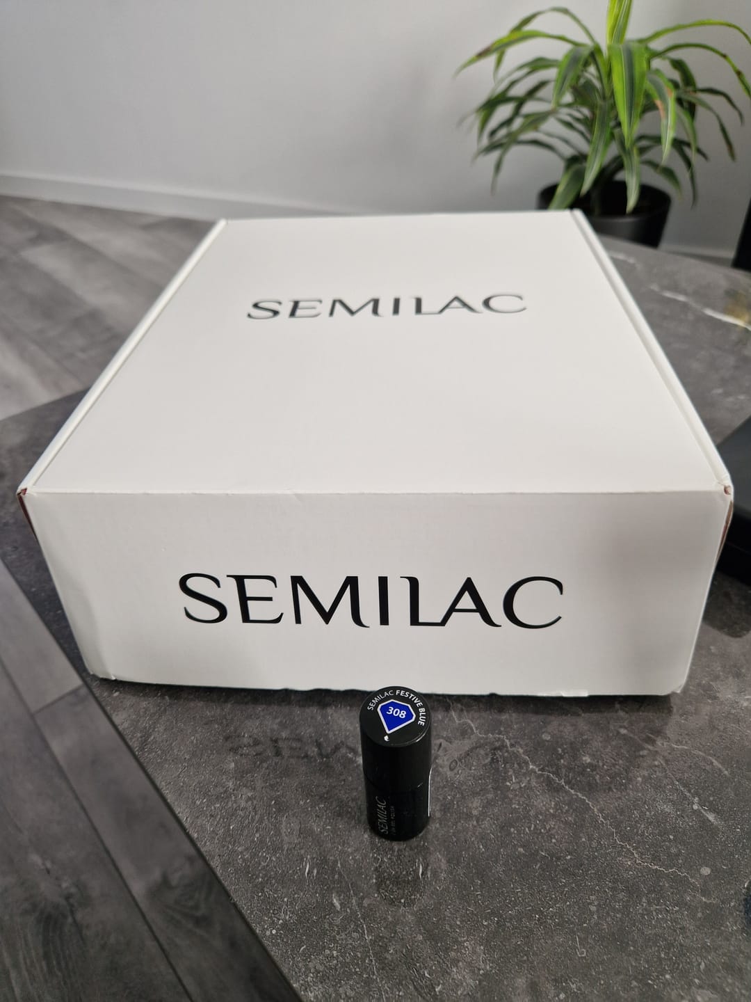 Customer photo review of Semilac 308 Festive Blue UV Gel Polish 7ml