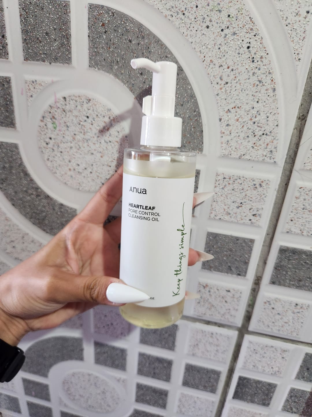 Customer photo review of HEARTLEAF PORE CONTROL CLEANSING OIL