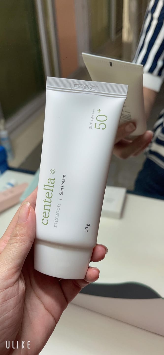 Customer photo review of MIXSOON - Centella Sun Cream SPF 50+ PA++++ 50 GR | Protector Solar