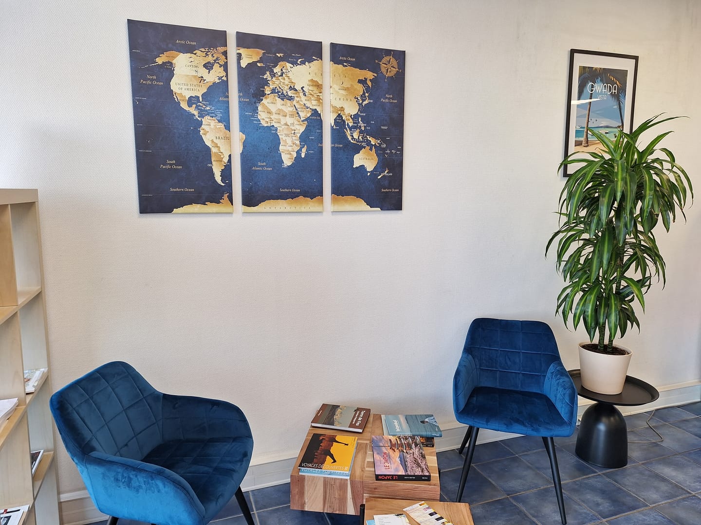 Customer photo review of Tableau Triptyque Carte du Monde