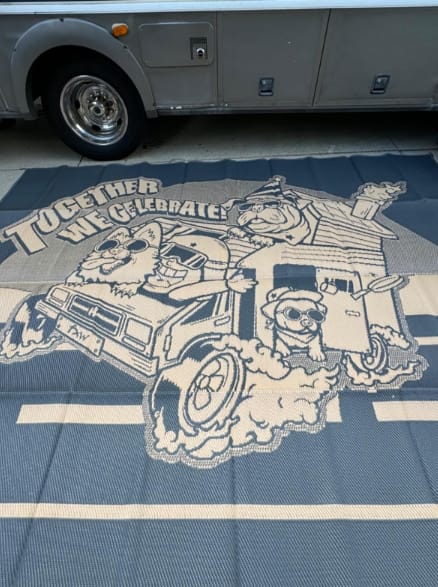 Customer photo review of Let's ROLL RV Rug – Designed for RV Adventures with Your Dog