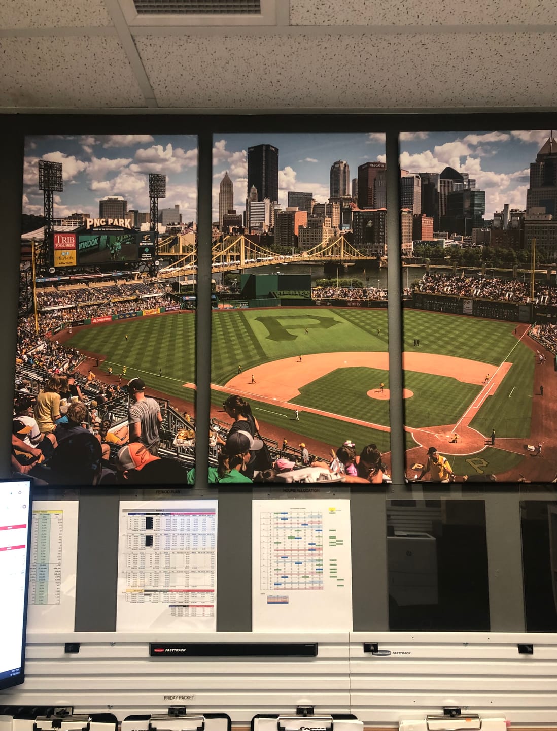 Customer photo review of PNC Park Pittsburgh Pirates Baseball Stadium Wall Art Canvas Print, Sports Room Wall Art Print, Sports Grill Bar Wall Art Print