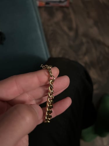 Customer photo review of Cuban Link (Gold)