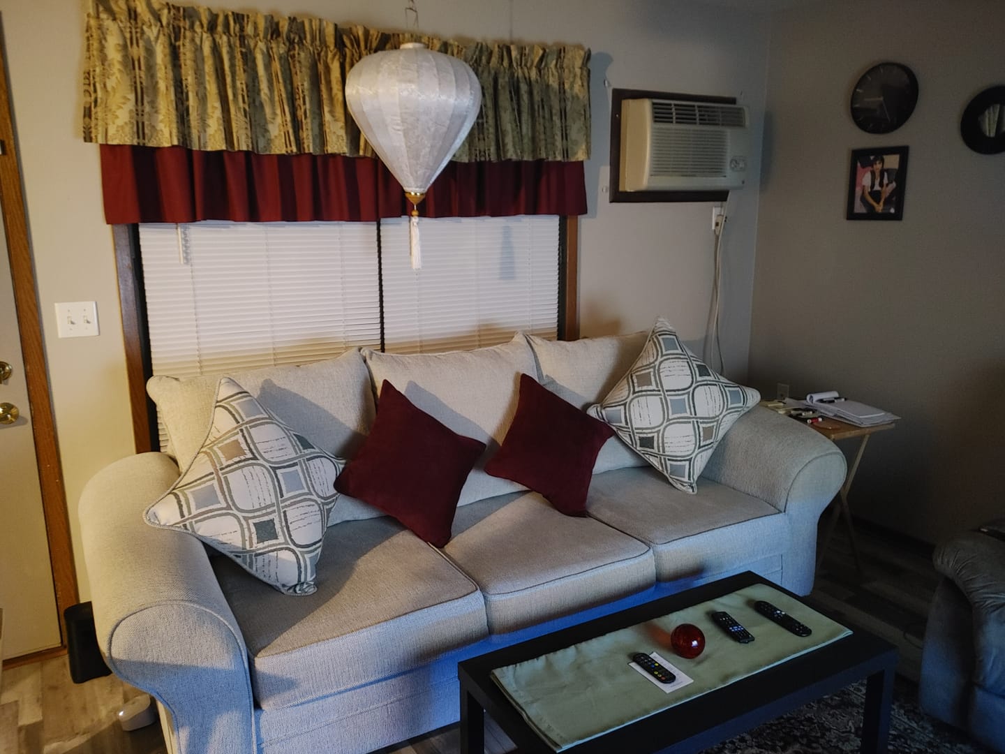 Customer photo review of Large White Vietnamese Silk Lantern, Garlic Umbrella Shaped