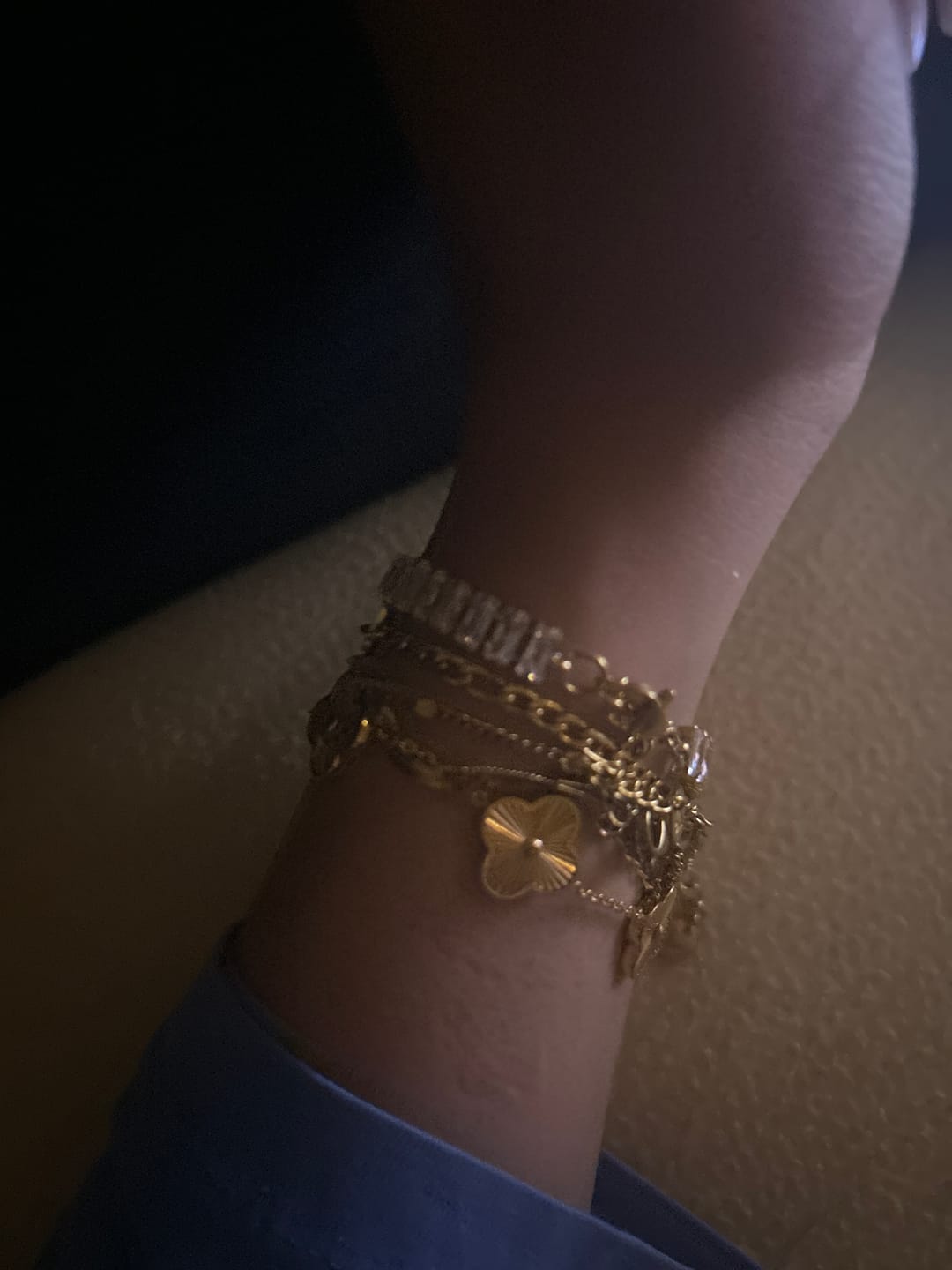 Customer photo review of Shine Clover Armband | 18K vergoldet