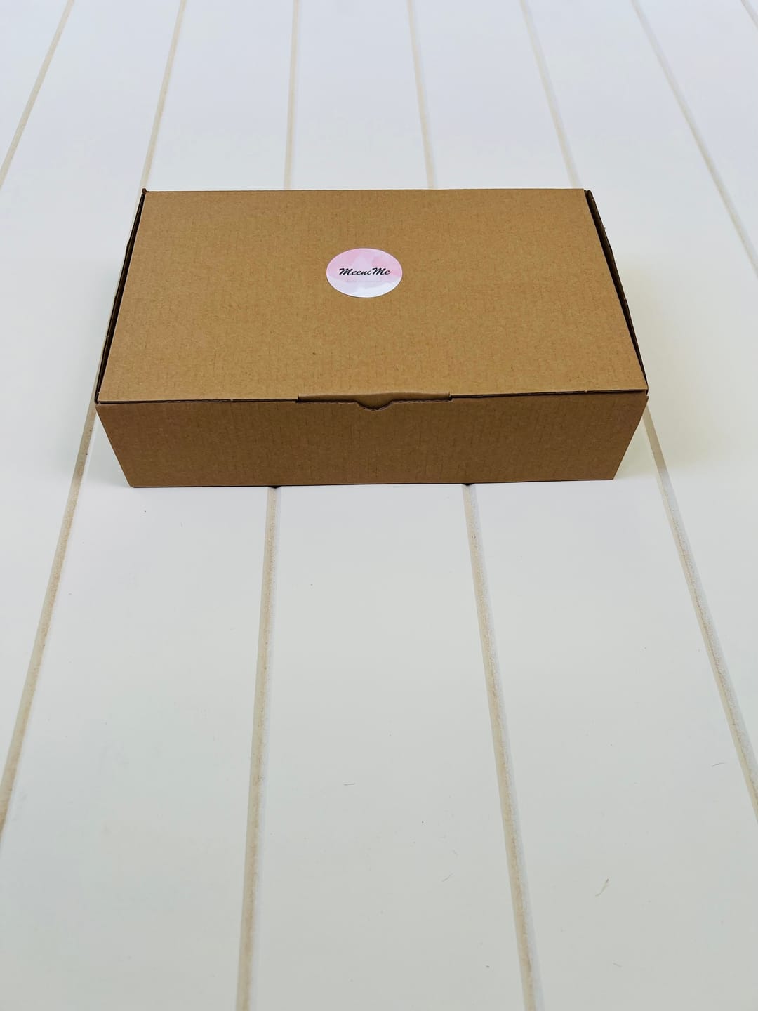 Customer photo review of 240 x 150 x 60mm Die cut Brown Mailing Box B68