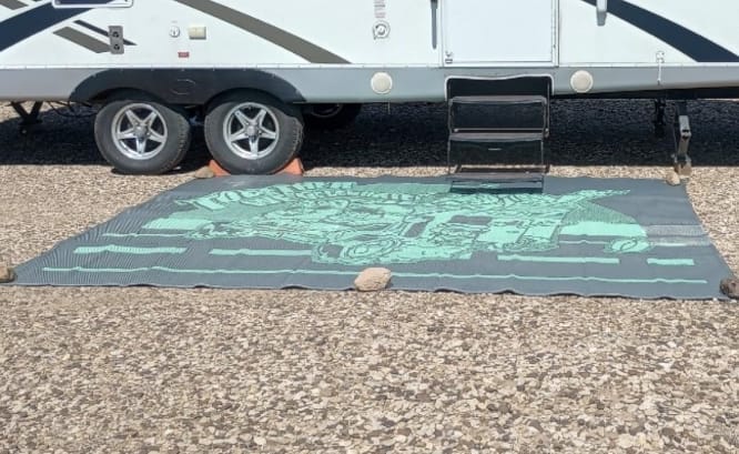 Customer photo review of Let's ROLL RV Rug – Designed for RV Adventures with Your Dog