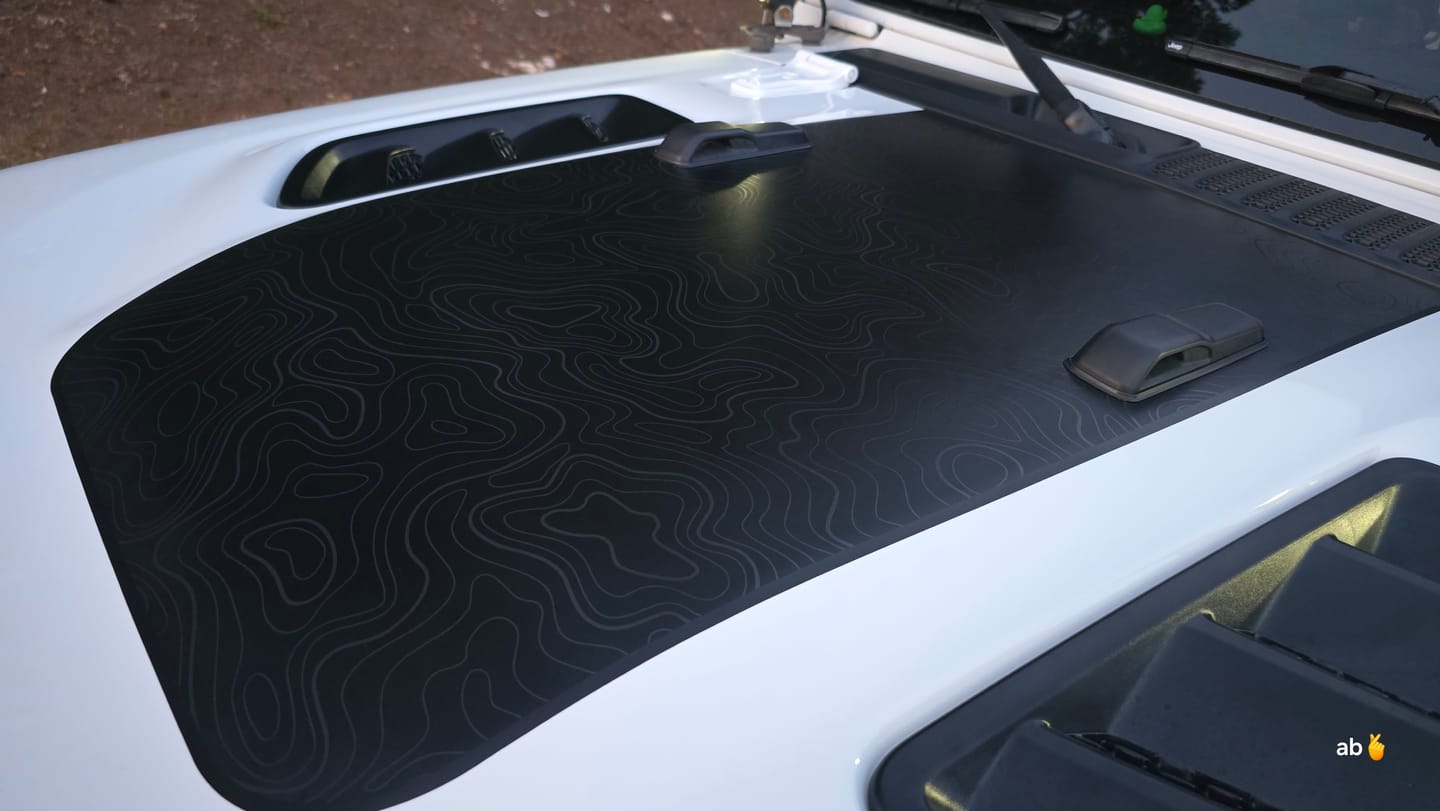 Customer photo review of Hood Graphic for RUBICON | Black Topo - fits Wrangler JL & Gladiator JT