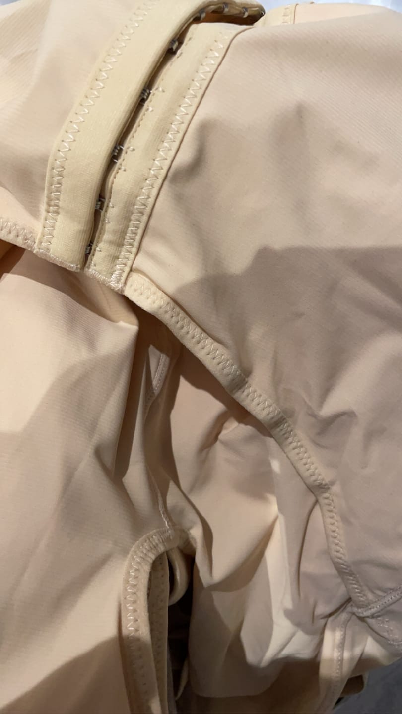 Customer photo review of Emana Instant Sculpting and Back Support Full Body