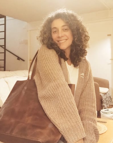 Customer photo review of Cartera Tote