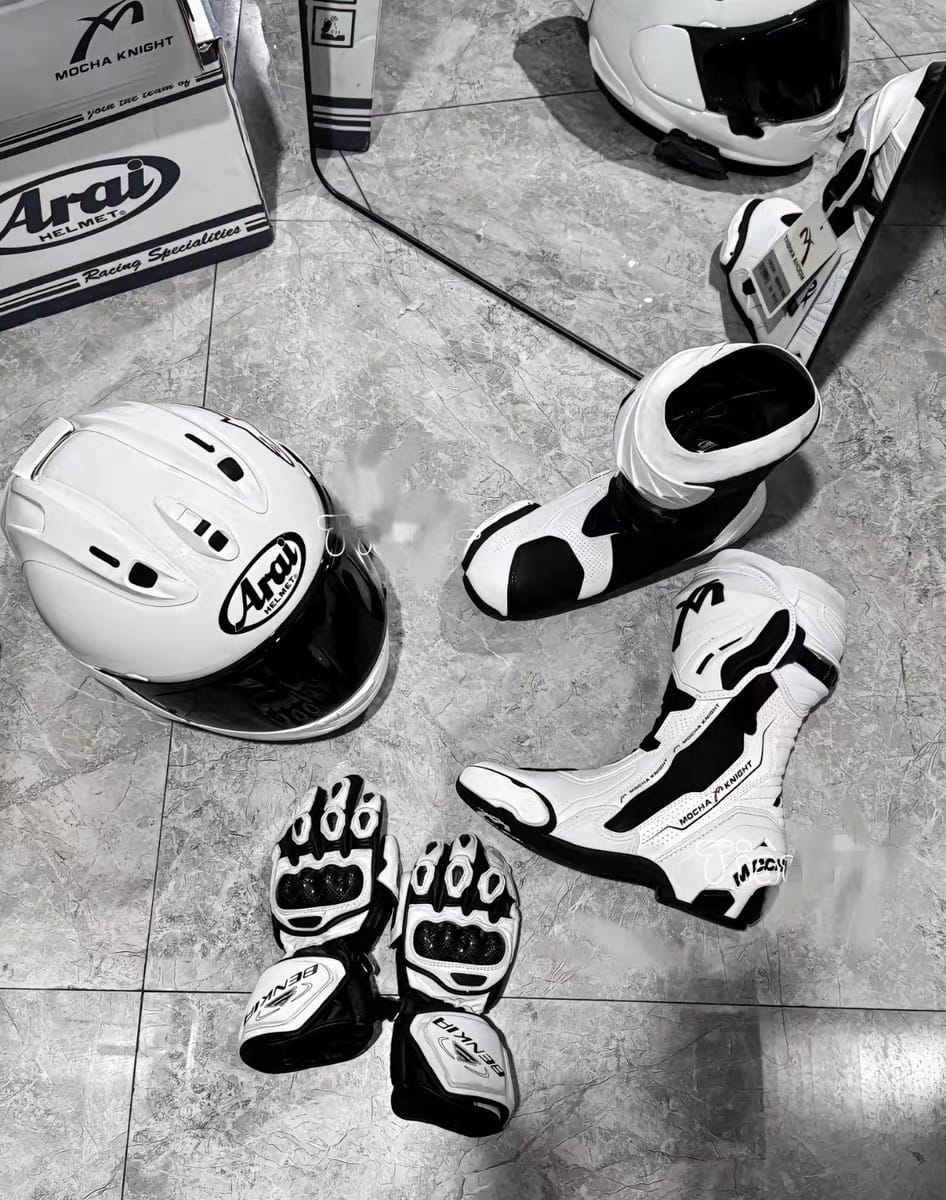 Customer photo review of Allgoal White Motorcycle Riding Boots