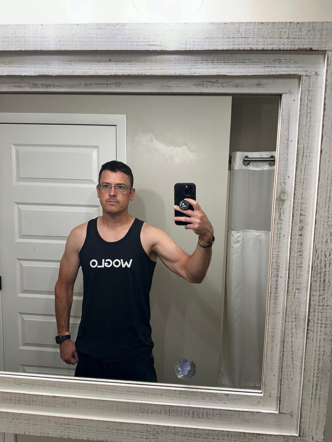 Customer photo review of Siveo Men's Tank
