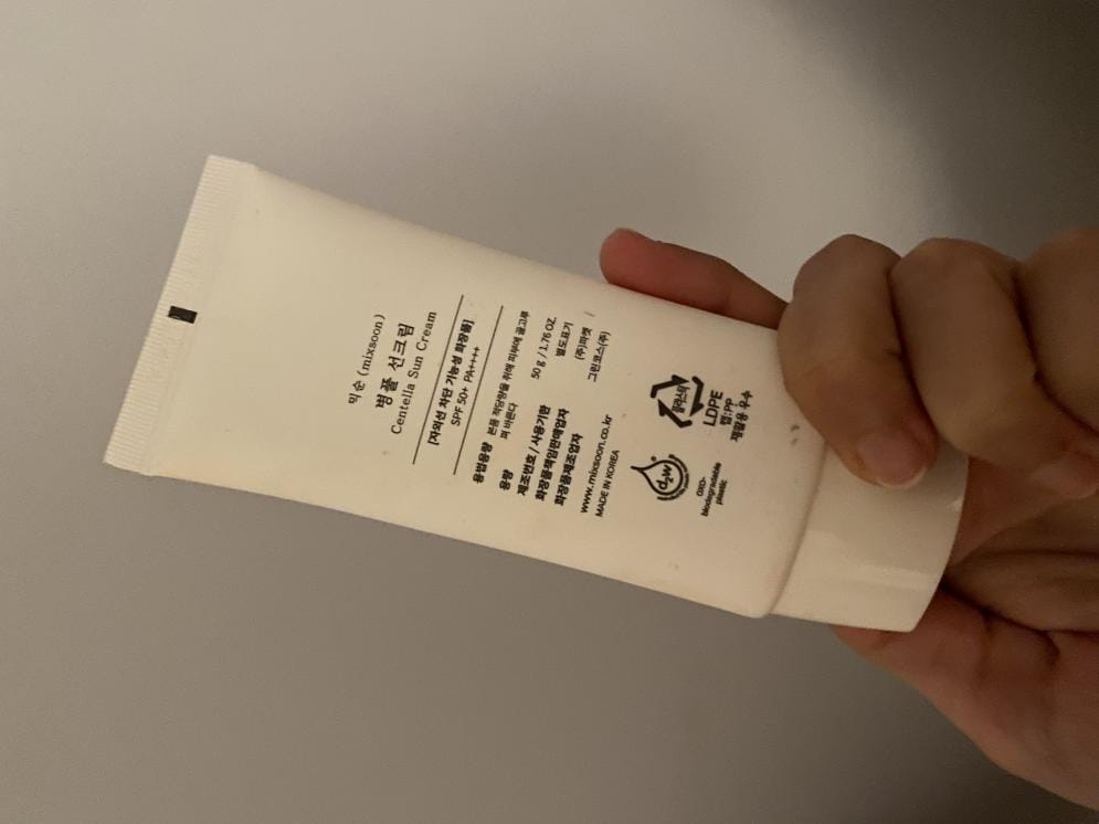 Customer photo review of MIXSOON - Centella Sun Cream SPF 50+ PA++++ 50 GR | Protector Solar