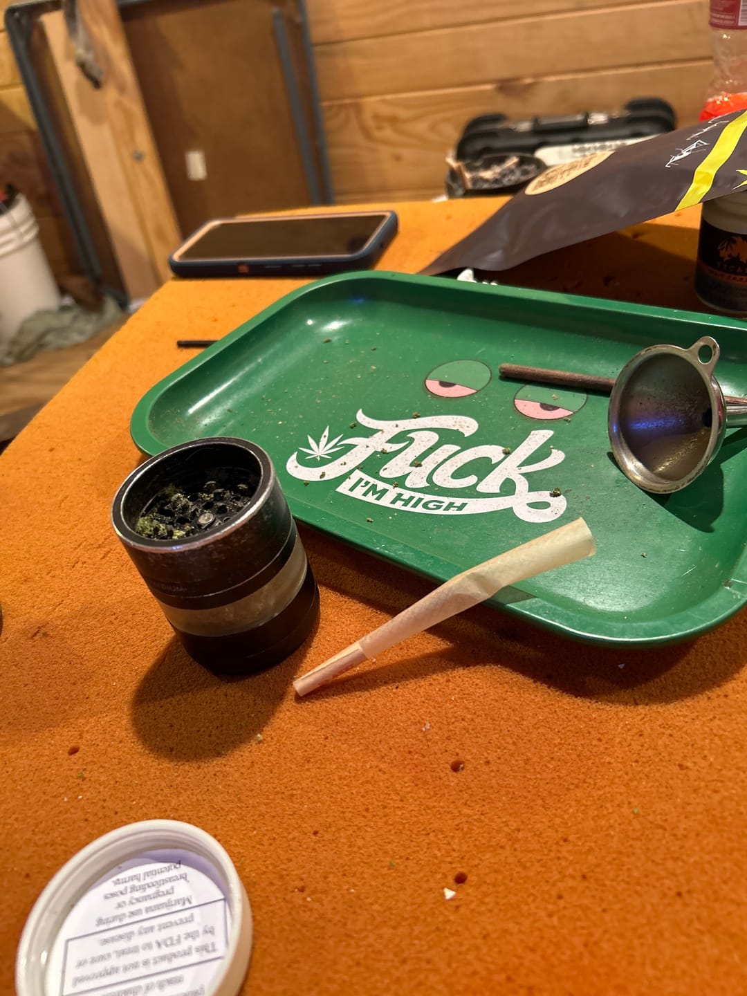Customer photo review of RAW Classic King Size: 1400 Cones