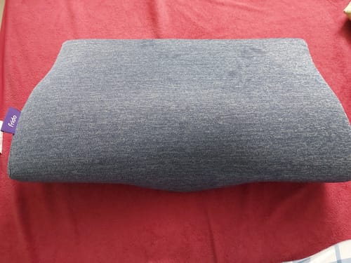 Customer photo review of Frido Ultimate Neck Contour Cervical Pillow