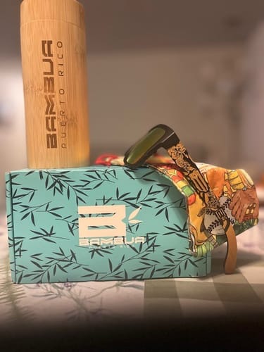 Customer photo review of Mis Raíces Orange