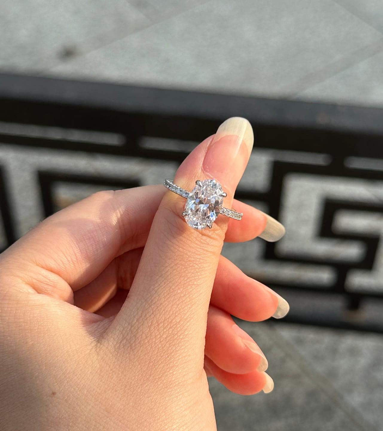 Customer photo review of Louily Halo 3.5Ct Oval Cut Simulated Diamond Engagement Ring In Sterling Silver