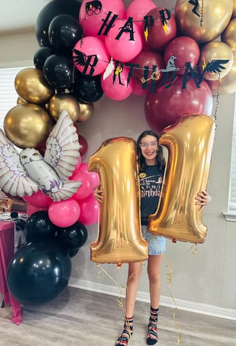 Customer photo review of Custom Balloon Garland Kit