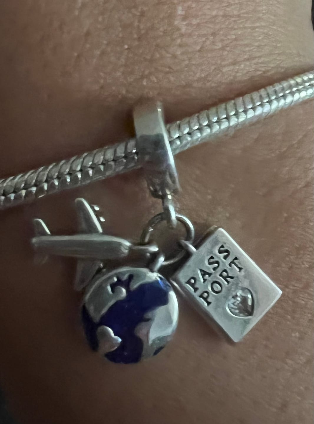 Customer photo review of Charm Aventurero