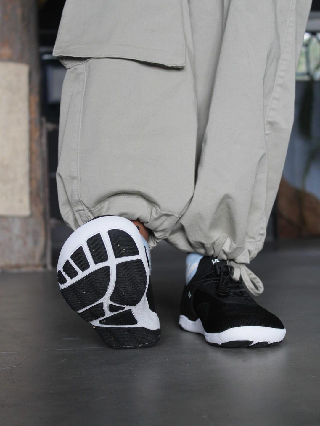 Customer photo review of Theora Pro - Ergonomic Supportive & Non-slip Barefoot Shoes