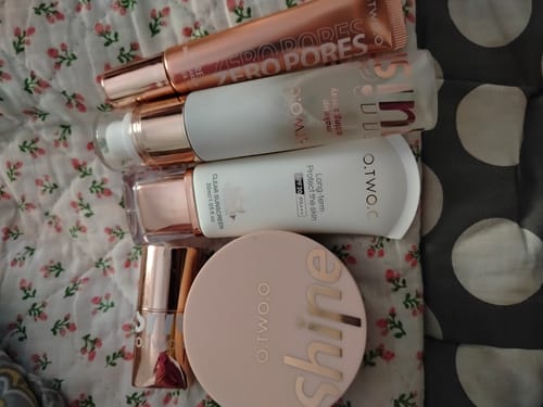 Customer photo review of O.TWO.O SKIN SECRET ZERO PORES PRIMER