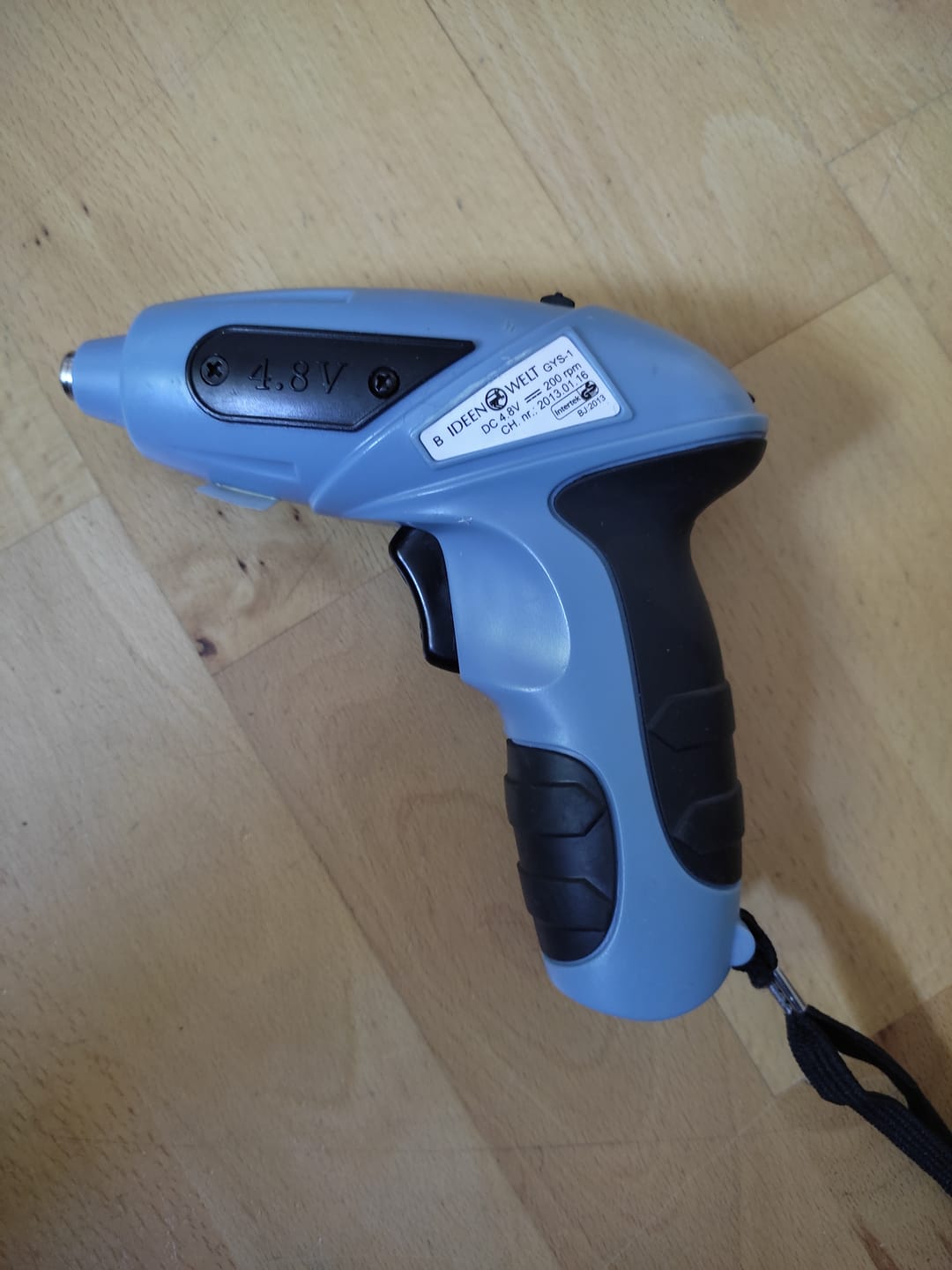 Customer photo review of 4,8V 2400mAh AA NiMH Ni-Mh Akkupack mit USB Ladegerät für ferngesteuertes Spielzeug