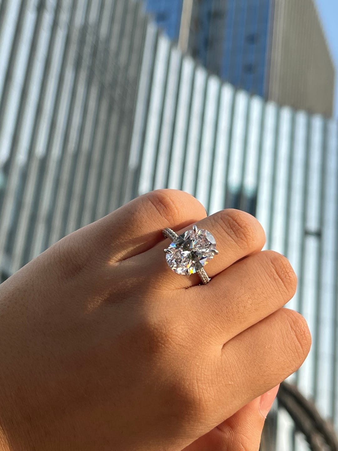 Customer photo review of S925 8.0 Carat Oval Cut Exclusive Simulated Diamond Engagement Ring Travel Ring For Women
