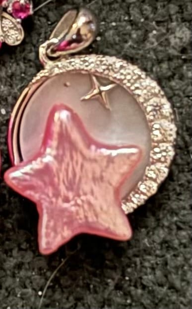 Customer photo review of LOOSE PEARL - Star