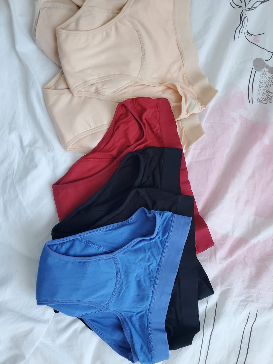 Customer photo review of Culotte Menstruelle Léa - Edition Limitée