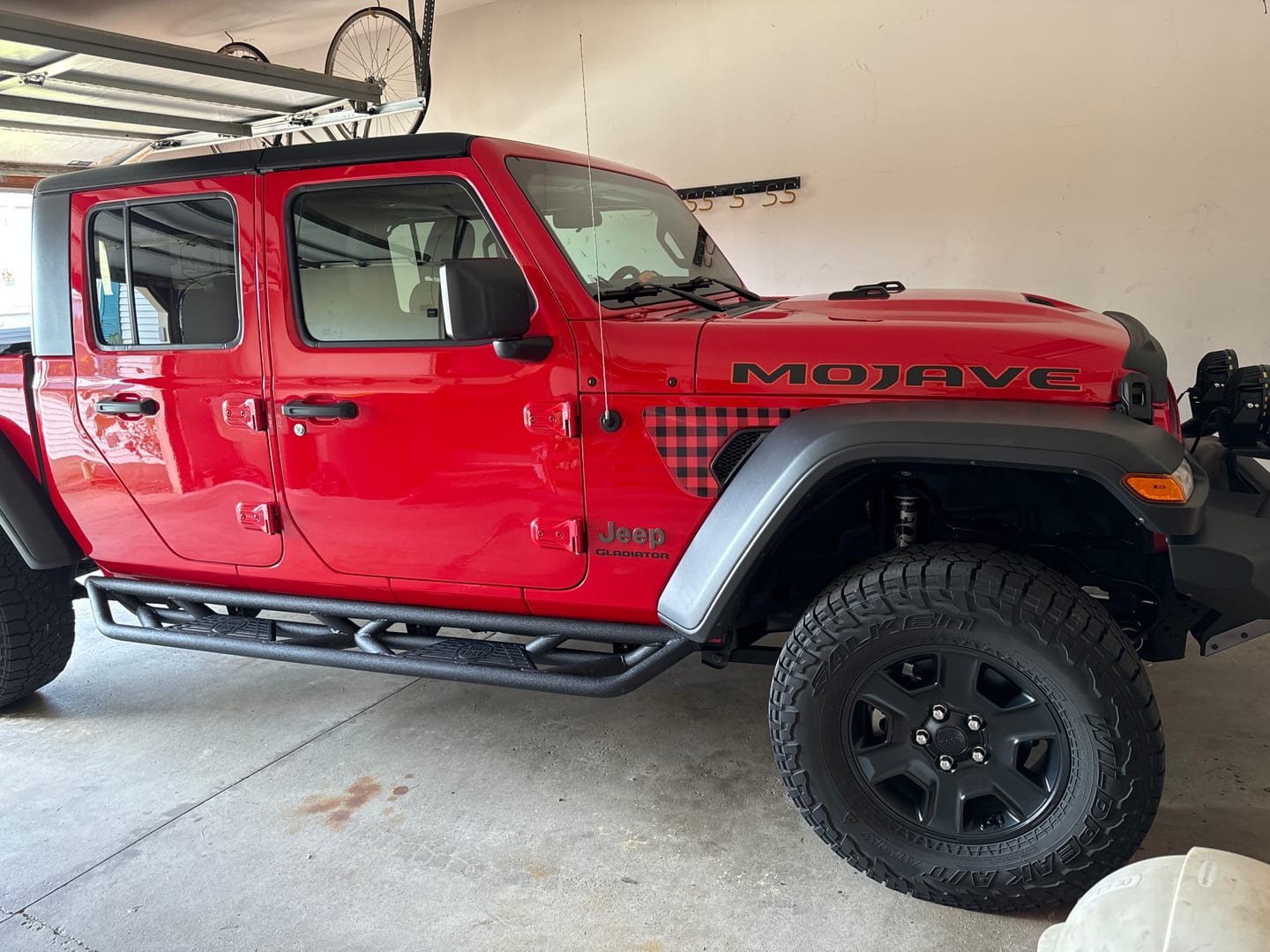 Customer photo review of Fender Vent Decal Set | Plaid - fits Wrangler JL & Gladiator JT