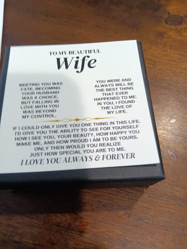 Customer photo review of To My Beautiful Wife - Forever Love Necklace Gift Set - SS323